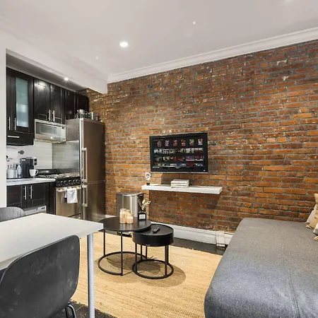 Cozy Chic 2br Time Square Apartment *