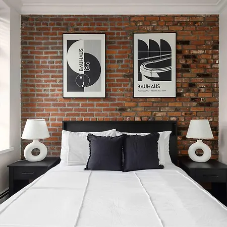 Cozy Chic 2br Time Square Apartment *