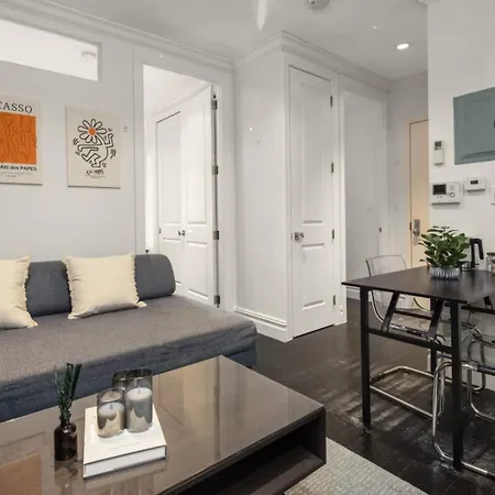 Upscale Comfort Stylish 2br In The Heart Of Nyc Apartment *