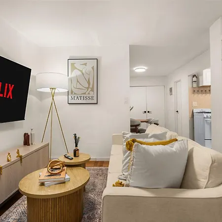 Living 3br In East Village Manhattan
