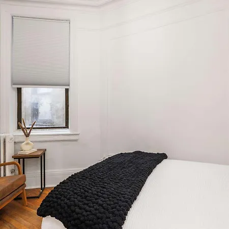 Apartment Timeless Charm Rustic 2br Hideaway In Nyc