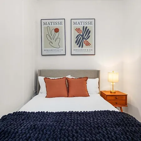 Timeless Charm Rustic 2br Hideaway In Nyc Apartment New York