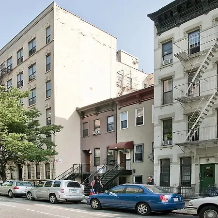 Superior Harlem Apartment New York