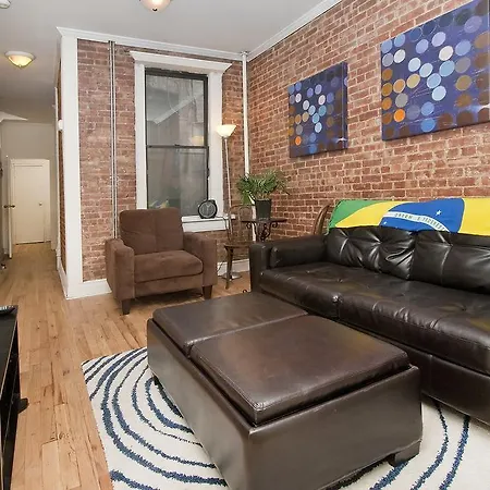 Superior Harlem Apartment