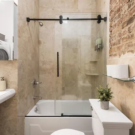 Chic Manhattan In The Heart Of Nolita Apartment