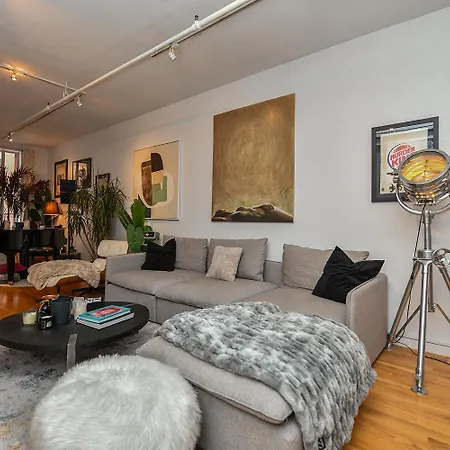 Cozy Studio In West Village
