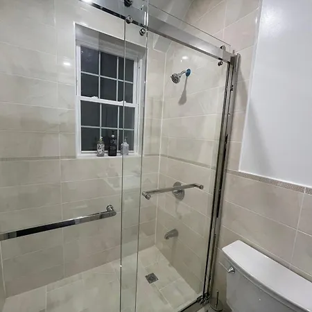 Luxury Private In Queens -30 Min To Manhattan