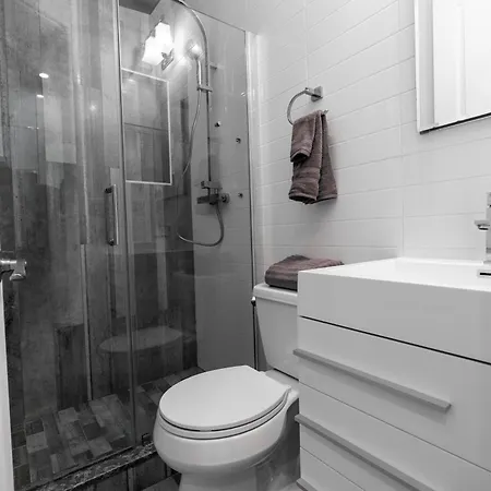 Prestige Nyc Apartment New York