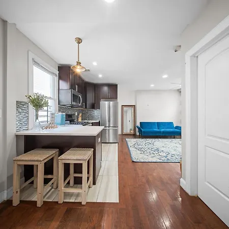 One Bedroom Near Jfk Airport! *