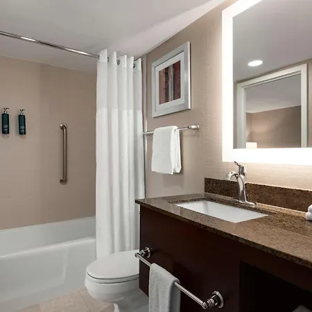 Doubletree By Hilton New York-laguardia Hotel New York