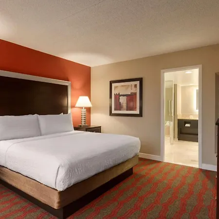 Doubletree By Hilton New York-laguardia Hotel