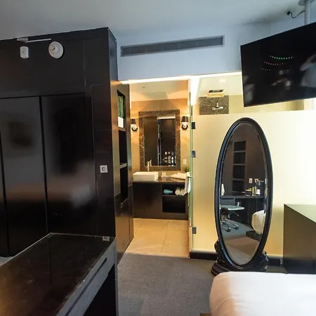 Hotel The One Boutique 3*