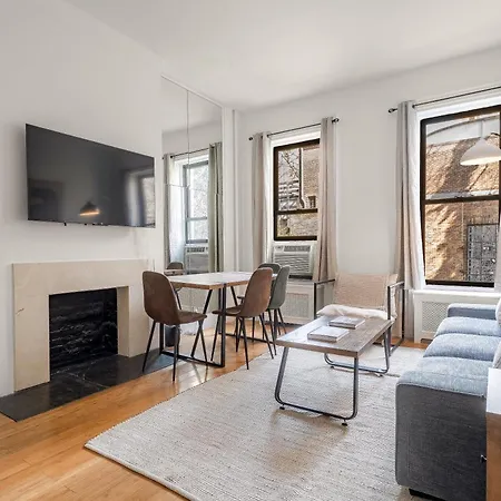 Apartment Location In Nyc! 1bd Steps From Park New York