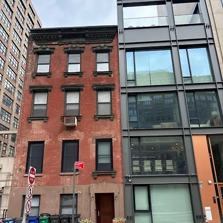 Luxurious Midtown 3bdr * New York