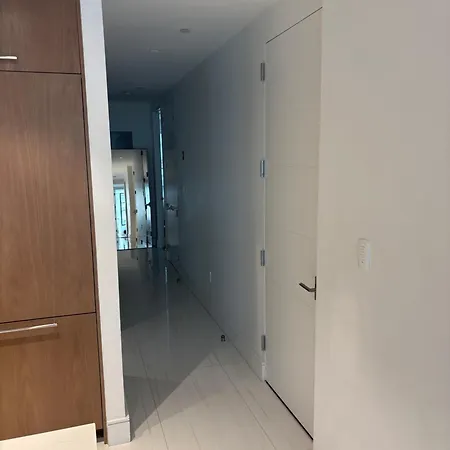 Aparthotel Luxurious Midtown 3bdr *