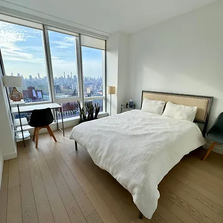 1 Stop To Midtown Amazing View Luxury High Rise Corner 1 Bedroom Apartment *