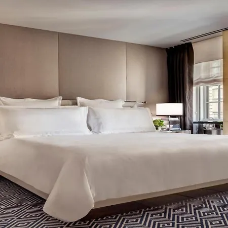 The Carlyle, A Rosewood Hotel