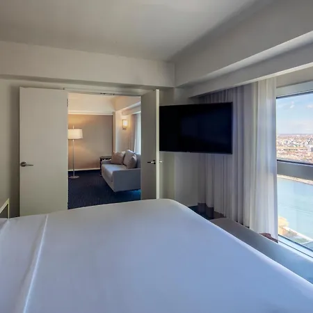 Hotel Millennium Hilton One Un Plaza New York