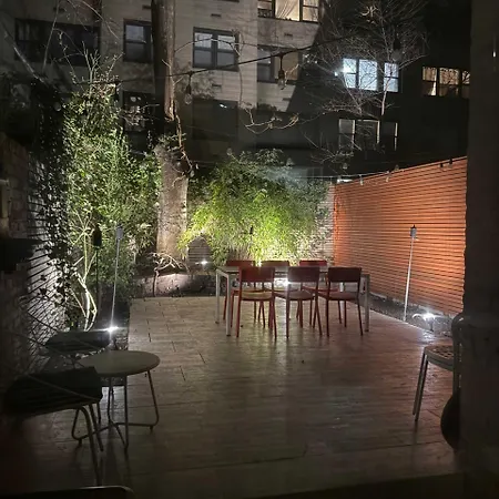 Private Beautiful Townhome W Zen Garden