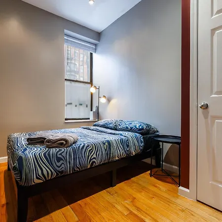 Enjoy The Easy Access Of Uws Apartment New York