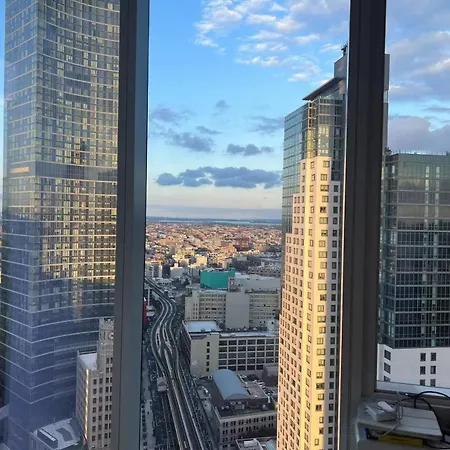 Luxury 2 Bedrooms 2 Bathrooms Corner Breathtaking Views Modern Retreat * New York