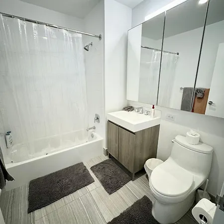 Luxury 2 Bedrooms 2 Bathrooms Corner Breathtaking Views Modern Retreat Apartment
