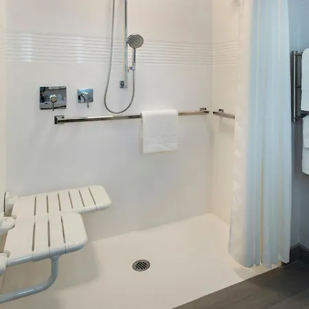 Towneplace By Marriott Brooklyn Hotel