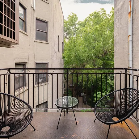 Stylish 3bd In Manhattan