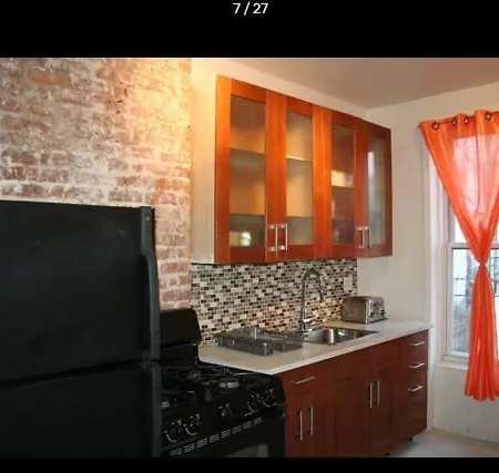 Funky Pre-war Town House