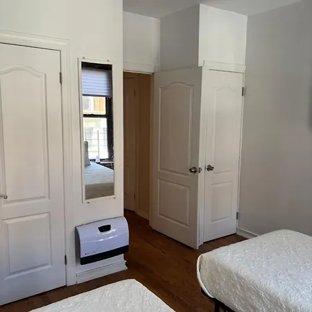 Private Bedroom And Private Bath 3*