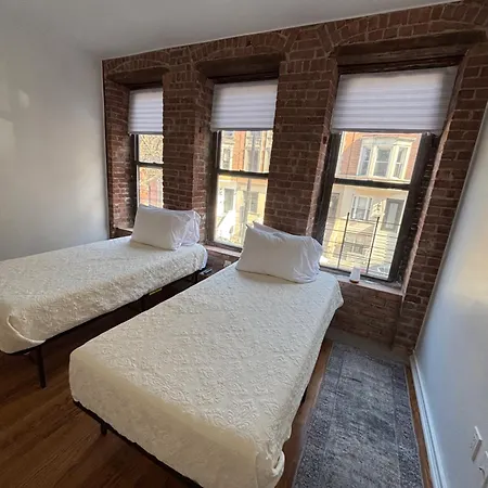 Private Bedroom And Private Bath 3*