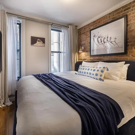 Three Bedroom In Lower Manhattan! Apartment *