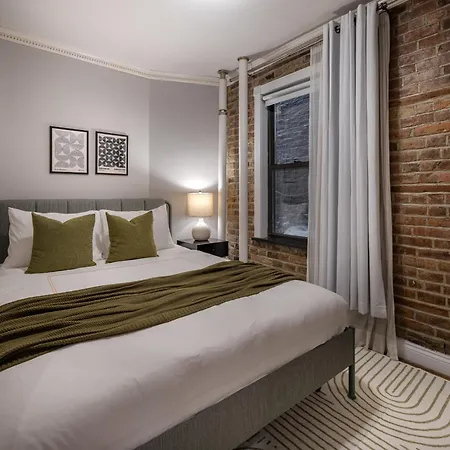 Apartment Three Bedroom In Lower Manhattan! New York