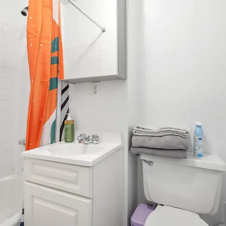 Apartment Lovely Near Park New York
