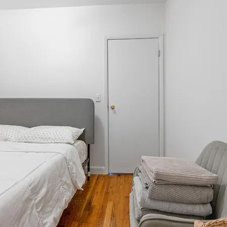 Apartment Lovely Near Park