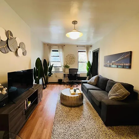 The Midtown Modern Apartment *