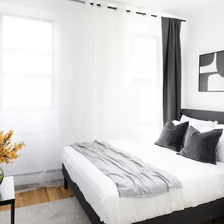 Stunning 3bd In Manhattan Apartment
