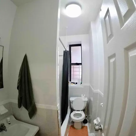 Apartment 2-bedroom In The Bronx And Pet Friendly
