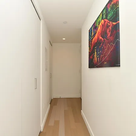 Apartment The Wolf Of Street *