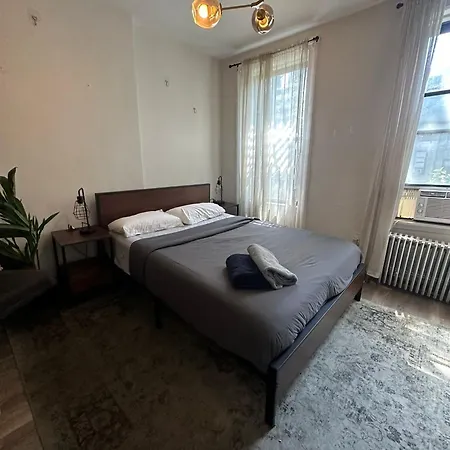 Cozy 2br In Nyc Lenox Hill Apartment *