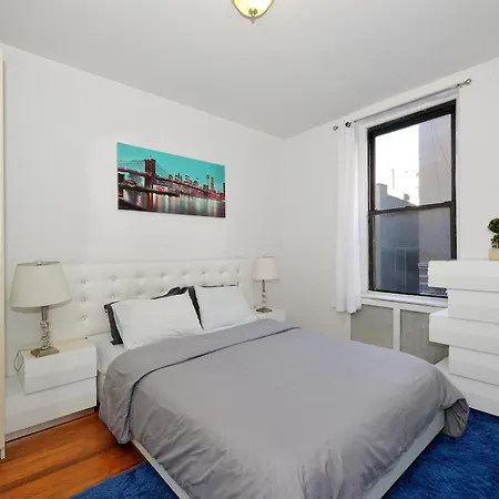Apartment Midtown West Furnished 3 Bedroom