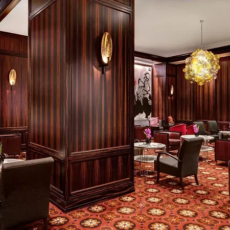 Lotte Palace 5*