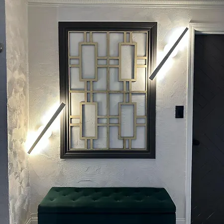 Brooklyn Brownsville Bomber Apartment *