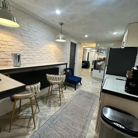 Brooklyn Brownsville Bomber Apartment *