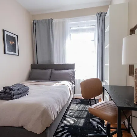 3 Bedroom In Manhattan