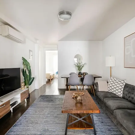 39-2 Renovated 3br Prime Hudson Yards Area * New York