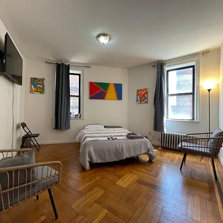 Apartment 2-bedroom In The Bronx And Pet Friendly New York