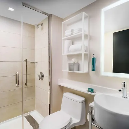 Doubletree By Hilton New York Times Square West Hotel New York
