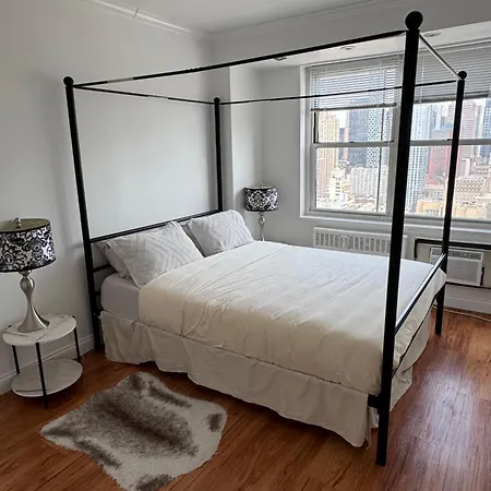 Midtown High Floor Fantastic Panoramic View Corner 2 Bedroom