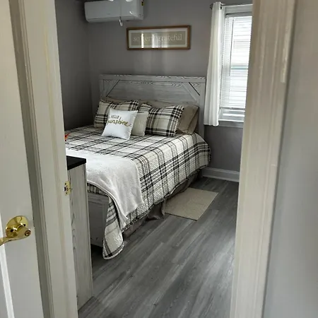 The Traveler's Retreat * New York